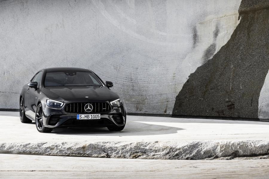  Mercedes-AMG E53 4Matic+ Coupe (C238) 2020 года  (WW) (фото 6 из 37)